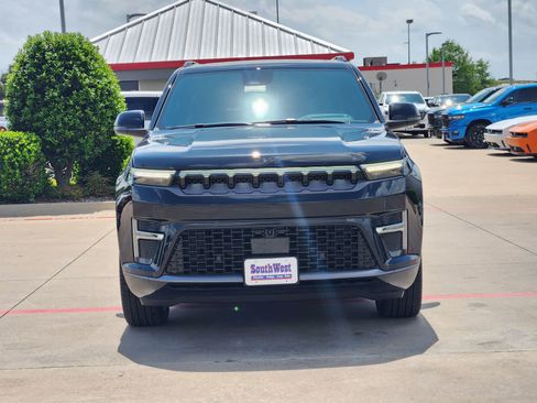 New 2026 Jeep Grand Wagoneer L Limited image 6