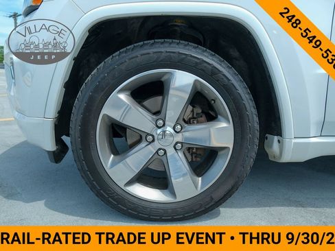 Used 2015 Jeep Grand Cherokee Overland AWD/4WD image 9