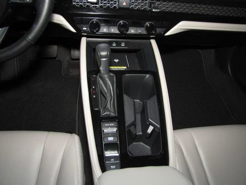 Used 2025 Honda Accord Touring image 13