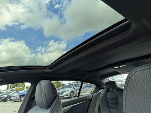 Used 2025 BMW 840i image 8