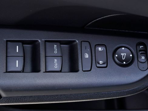 Used 2019 Honda Civic LX image 18