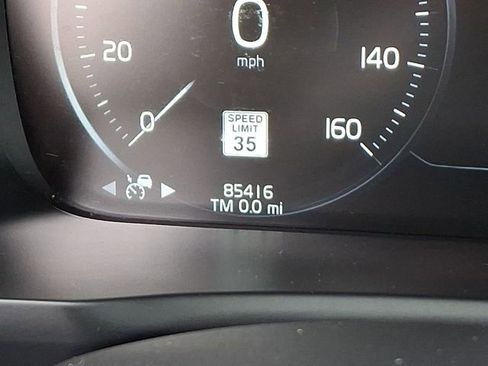 Used 2016 Volvo XC90 T6 Momentum w/ Protection Package Plus image 25