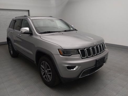 Used 2017 Jeep Grand Cherokee Limited w/ Luxury Group II RWD image 13