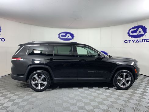 Used 2023 Jeep Grand Cherokee L Limited w/ Rear Seat Video Group I AWD/4WD image 2