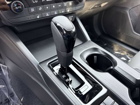 Certified 2026 Subaru Outback Premium AWD/4WD image 20