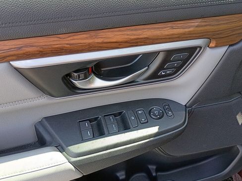 Used 2018 Honda CR-V EX-L image 16