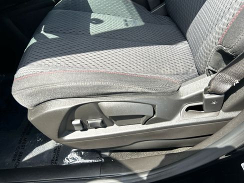 Used 2013 Chevrolet Equinox LS FWD image 11