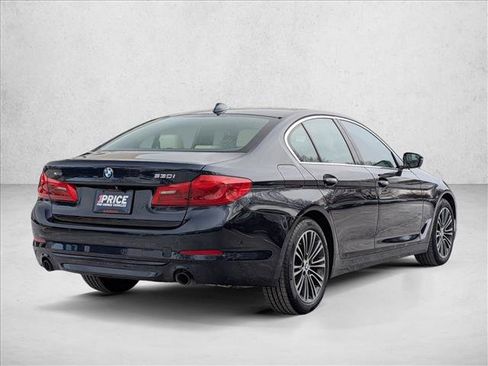 Used 2017 BMW 530i xDrive image 5