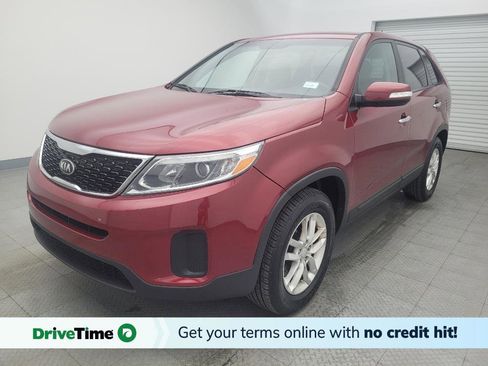 Used 2015 Kia Sorento LX image 1