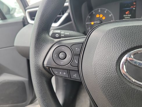 Used 2024 Toyota Corolla LE image 28