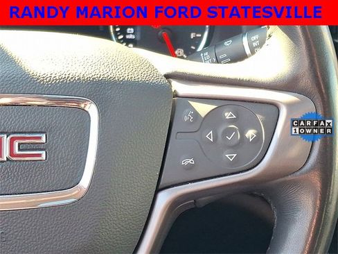 Used 2022 GMC Acadia AT4 w/ Technology Package image 23