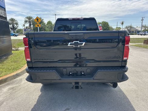 New 2026 Chevrolet Silverado 2500 High Country w/ Midnight Edition AWD/4WD image 7