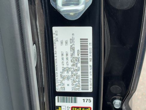 Certified 2025 Toyota Tacoma SR5 image 29