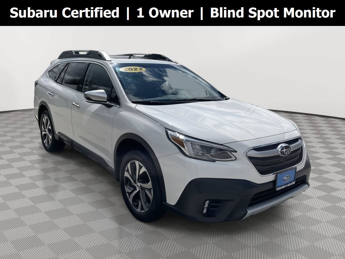 Used 2022 Subaru Outback Touring AWD/4WD image 1