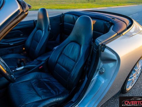 Used 2000 Porsche 911 Carrera RWD image 12