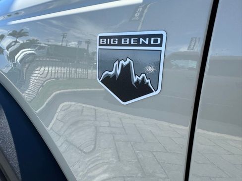 Used 2025 Ford Bronco Big Bend AWD/4WD image 4