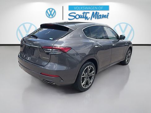 Used 2023 Maserati Levante GT AWD/4WD image 7