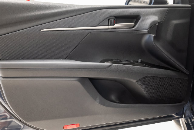 Used 2026 Toyota Camry SE w/ Multimedia Upgrade Package FWD image 7