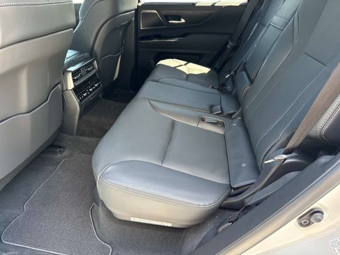 New 2026 Lexus LX 700h Luxury AWD/4WD image 15