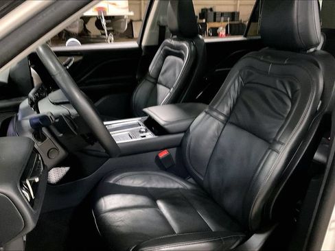 Used 2025 Lincoln Aviator Reserve w/ Jet Appearance Package AWD/4WD image 24