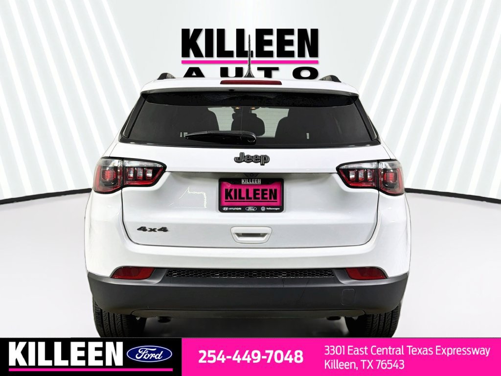 Used 2025 Jeep Compass Latitude w/ Altitude Special Edition AWD/4WD image 8