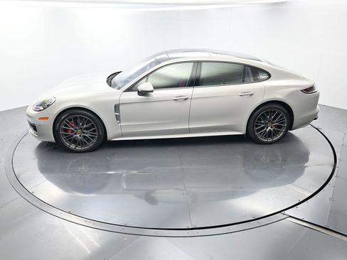 Certified 2023 Porsche Panamera 4S Executive AWD/4WD image 35