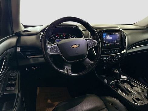 Used 2020 Chevrolet Traverse Premier AWD/4WD image 22