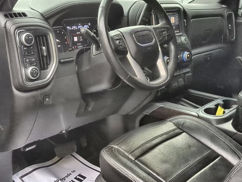 Used 2020 GMC Sierra 1500 Denali w/ Denali Ultimate Package AWD/4WD image 10