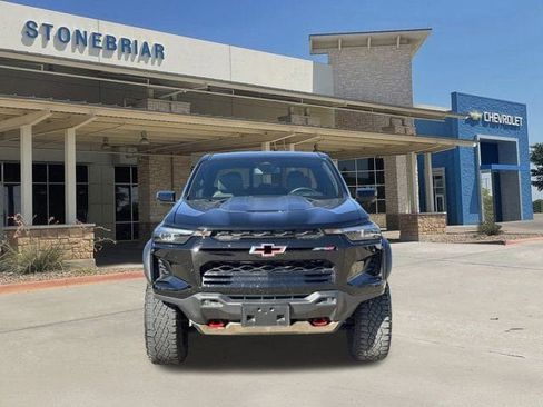 Used 2024 Chevrolet Colorado ZR2 image 9
