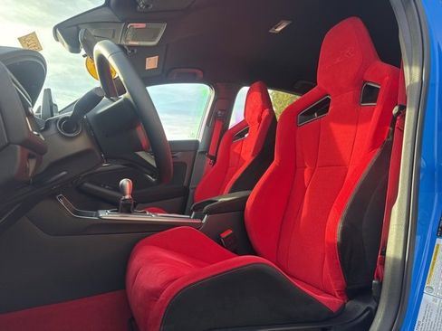 Used 2025 Honda Civic Type R image 9
