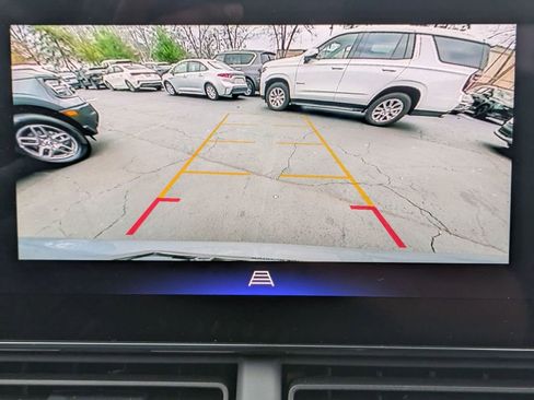 Used 2025 Chevrolet Trax LT w/ LT Convenience Package image 20