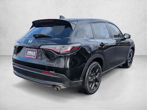 Used 2023 Honda HR-V Sport image 5