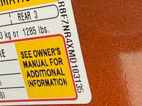 Used 2021 Buick Envision Essence w/ Technology Package I image 31