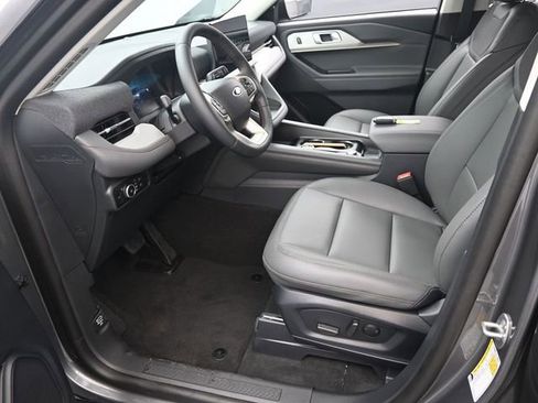 New 2026 Ford Explorer Active AWD/4WD image 14