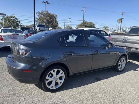 Used 2008 MAZDA MAZDA3 i Touring Value FWD image 3