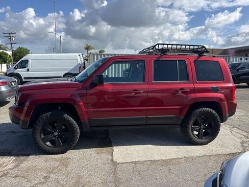 Used 2015 Jeep Patriot High Altitude AWD/4WD image 8