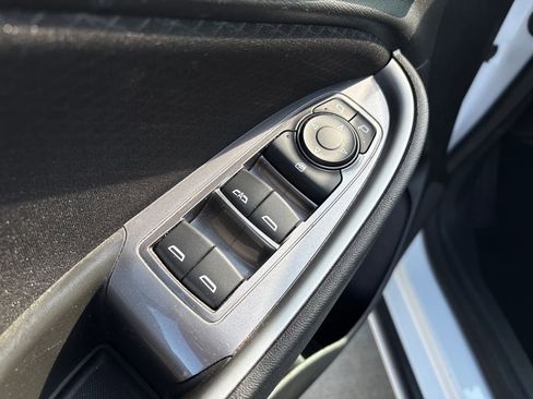 Used 2023 Chevrolet Malibu LT image 16