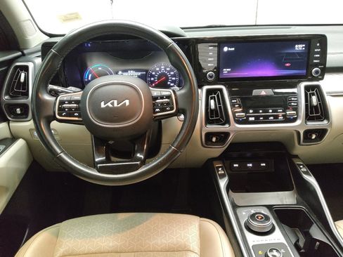 Used 2022 Kia Sorento S image 22