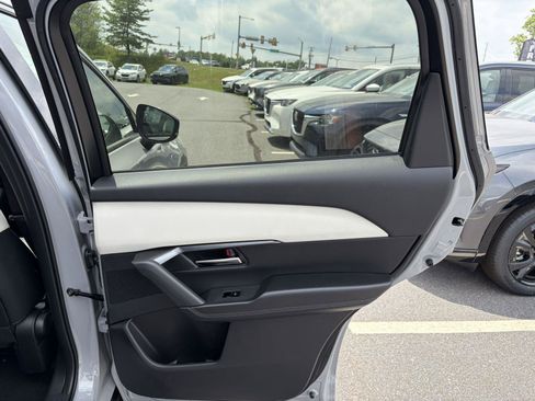 New 2026 MAZDA CX-5 Preferred AWD/4WD image 9