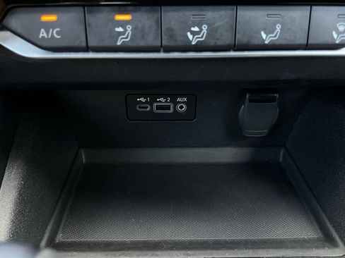 Used 2025 Nissan Altima 2.5 SV image 25