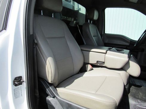 Used 2019 Ford F550 4x4 Regular Cab Super Duty image 14