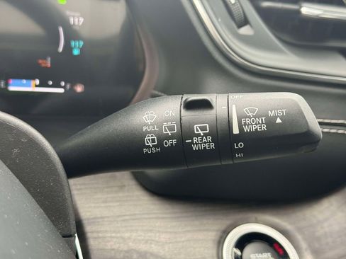 Used 2023 Jeep Grand Cherokee Overland w/ Luxury Tech Group IV image 24