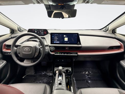 Used 2024 Toyota Prius Prime Premium w/ Advanced Technology Package image 14