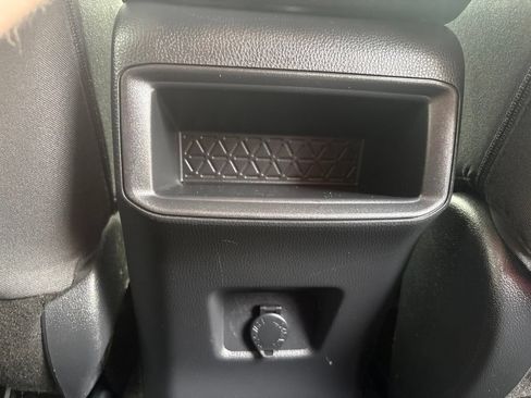 Used 2019 Toyota RAV4 LE w/ All Weather Liner Package AWD/4WD image 30