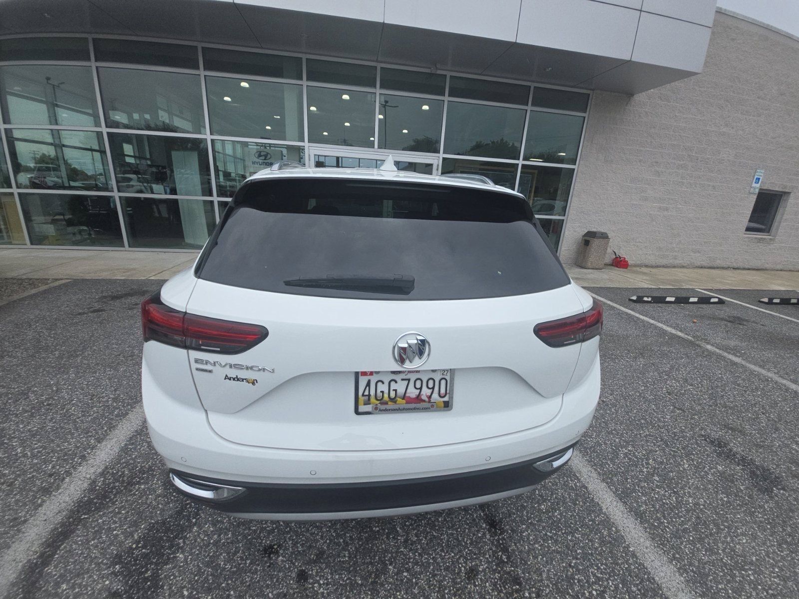 Used 2023 Buick Envision Essence AWD/4WD image 5