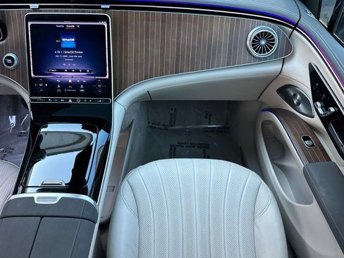 Used 2023 Mercedes-Benz EQS 450+ 4MATIC SUV image 28