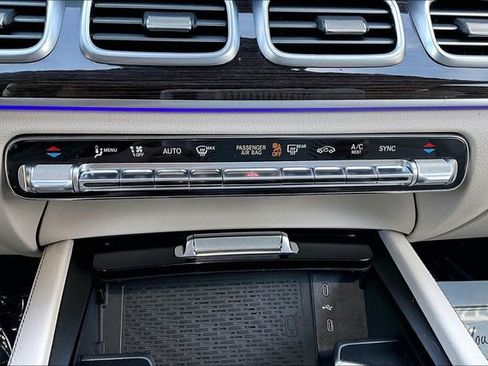 Certified 2024 Mercedes-Benz GLS 450 4MATIC image 18