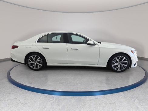 Certified 2026 Mercedes-Benz E 350 4MATIC Sedan image 4