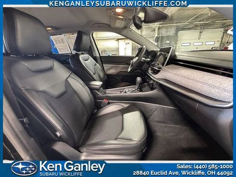 Used 2022 Jeep Compass Latitude AWD/4WD image 28