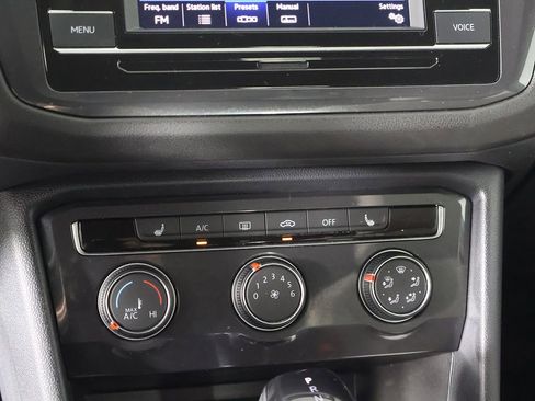 Used 2023 Volkswagen Tiguan S image 42